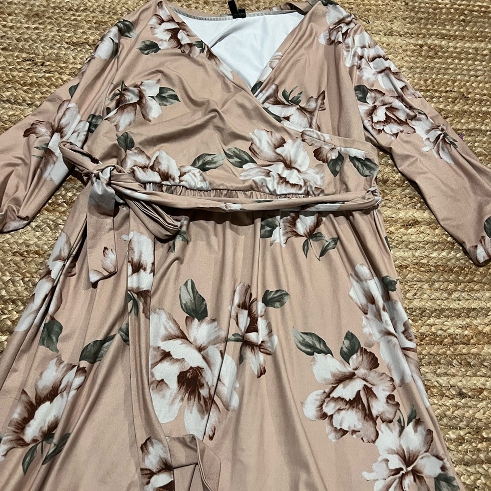 Beautiful Fall dress - Picture 3 of 4